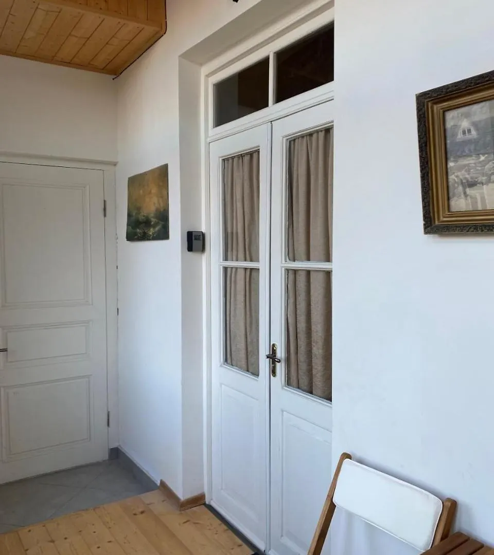 Art Nova 10 Compact Daire Tiflis